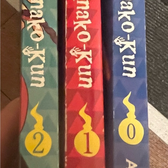 Hanako-Kun Toilet Bound book series - Picture 2 of 2